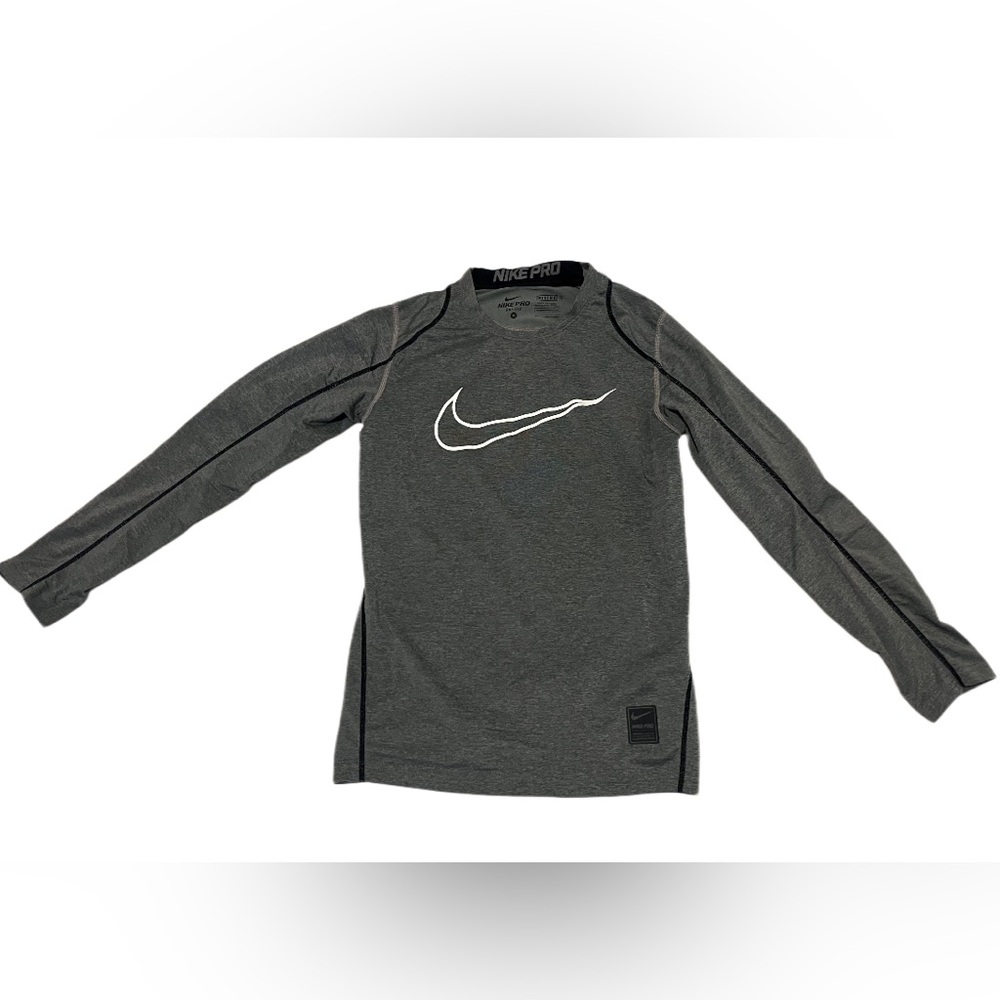 Nike pro dri fit active long sleeve youth small
